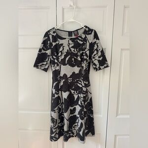 Vince Camuto Black and Gray Floral Midi Dress
